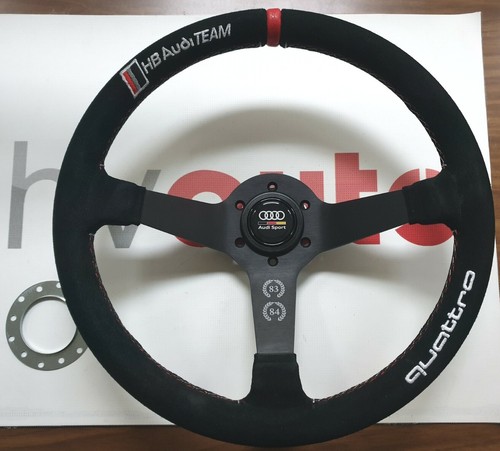 Volante sportivo scamosciato